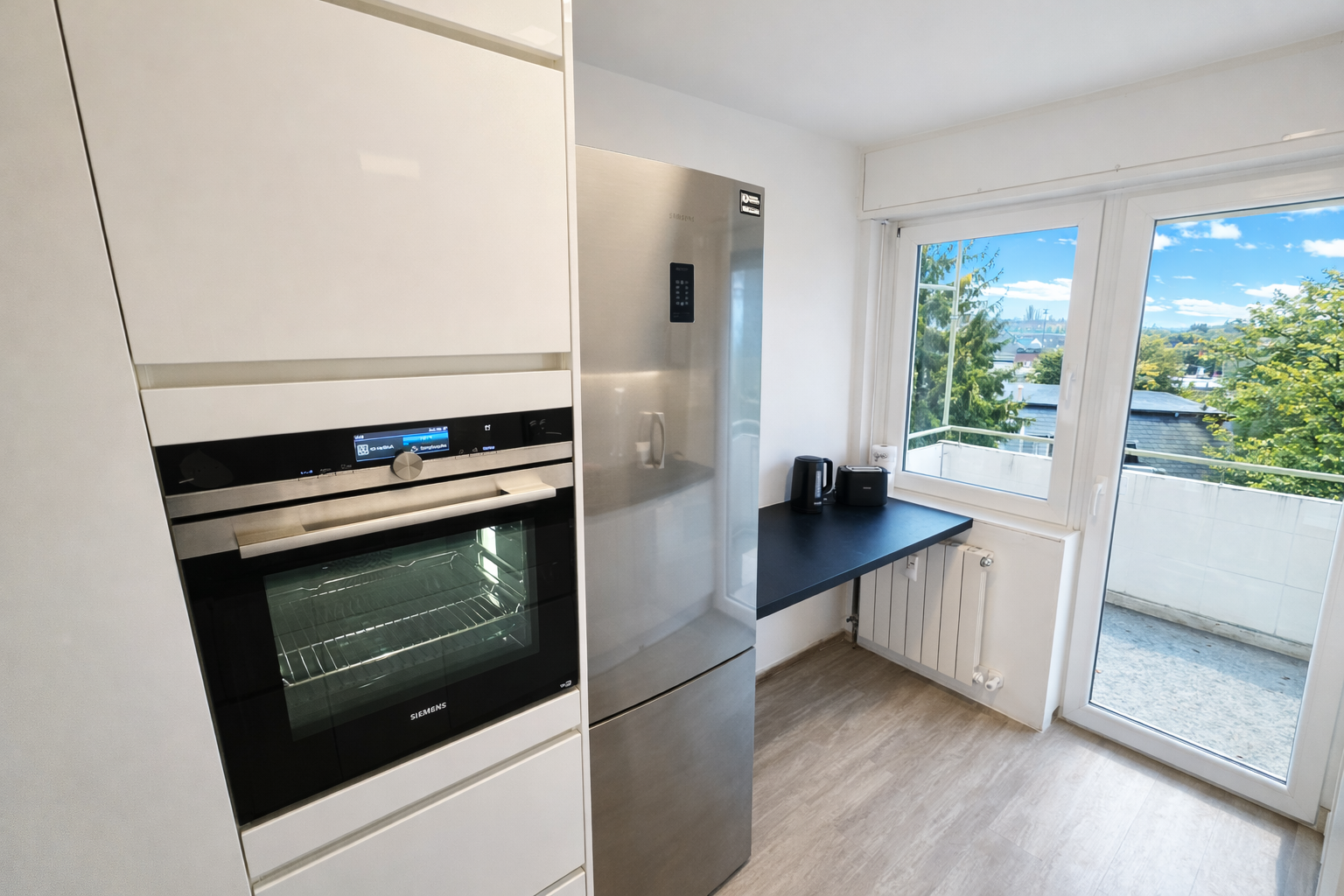 Zentrale 3-Zi Wohnung Karlsruhe | 2 Balkone & WLAN Bild 6